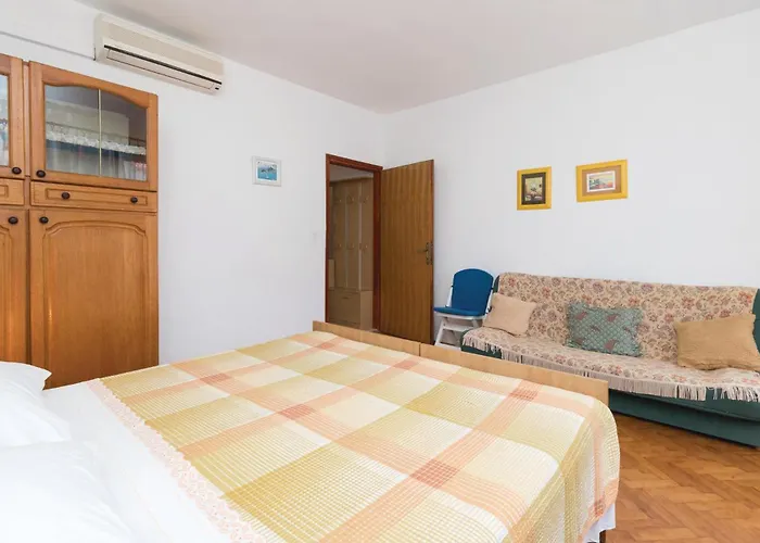 דירה Rfmihanovica זאדאר